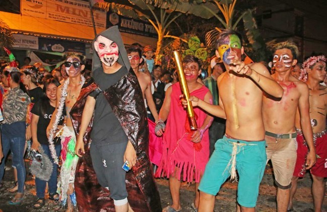 “Monsters” waiting for the monk Tang Sanzang and his disciples