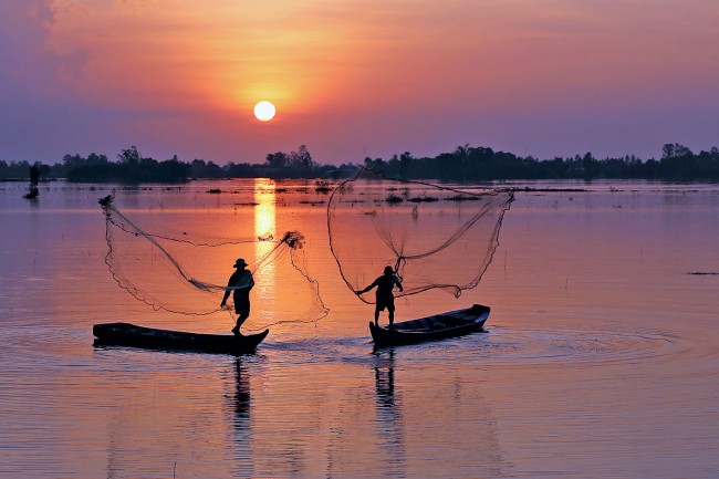 Bình minh trên quê hương