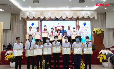 24 đề tài được trao giải tại Cuộc thi Sáng tạo dành cho thanh thiếu niên và nhi đồng tỉnh Long An lần thứ 15