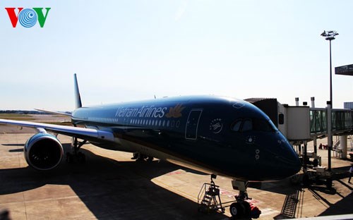 Vietnam Airlines nhận máy bay Airbus A350