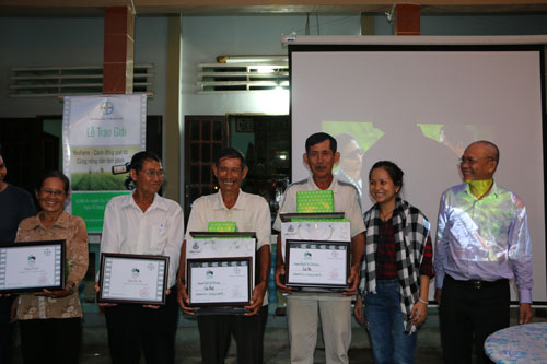 Long An: Trao giải thưởng YouFarm- Cánh đồng quê tôi