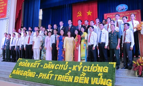 Bế mạc Đại hội Đại biểu Đảng bộ huyện Cần Giuộc lần thứ XI, nhiệm kỳ 2015-2020: Ông Nguyễn Văn Thiệp tái đắc cử Bí thư Huyện ủy