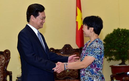 Thủ tướng tiếp Giáo sư thiên văn học gốc Việt nổi tiếng thế giới