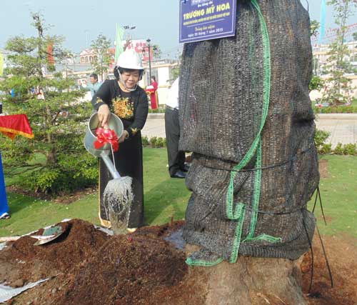 Khánh thành và đón bằng xếp hạng di tích quốc gia Khu lưu niệm Luật sư Nguyễn Hữu Thọ