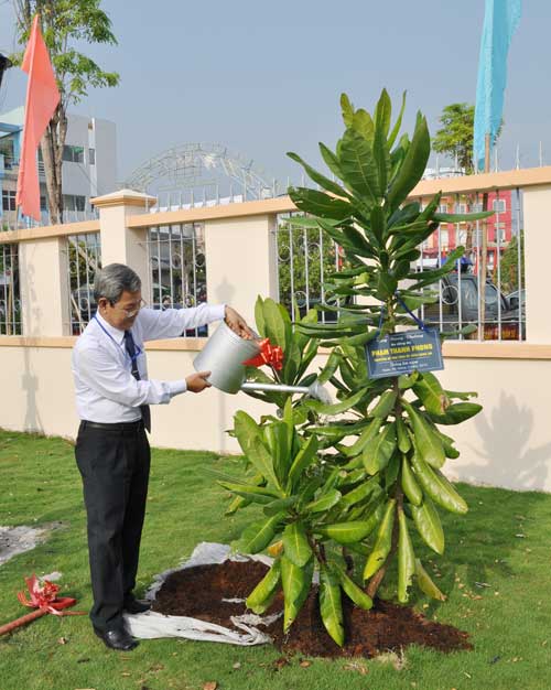 Khánh thành và đón bằng xếp hạng di tích quốc gia Khu lưu niệm Luật sư Nguyễn Hữu Thọ