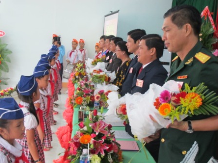 Khai mạc Đại hội Đảng bộ huyện Mộc Hóa lần thứ XI, nhiệm kỳ 2015-2020: Đoàn kết - dân chủ - năng động - phát triển bền vững