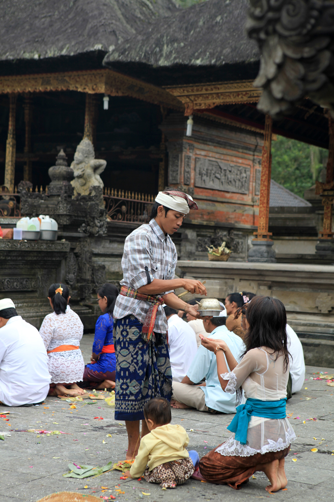 Ấn tượng đền suối thiêng Tampak Siring