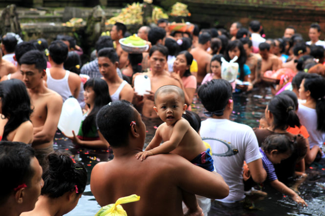Ấn tượng đền suối thiêng Tampak Siring