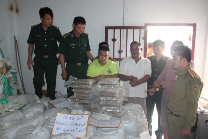 Đột kích kho ma túy 5,5 tấn trong rừng Lào