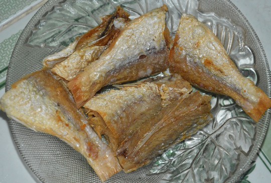 Khô cá lù đù sốt chua ngọt – mặn mà tình quê