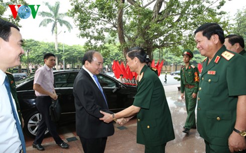 Cục Doanh trại đón nhận Huân chương bảo vệ Tổ quốc hạng Ba