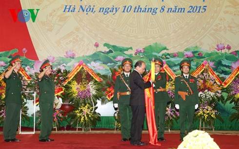 Cục Doanh trại đón nhận Huân chương bảo vệ Tổ quốc hạng Ba