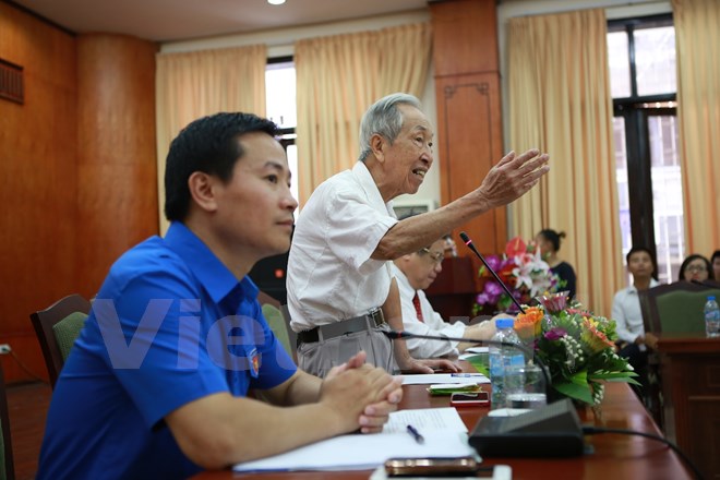 Tọa đàm “70 năm - hành trình lịch sử” với các thủ khoa xuất sắc