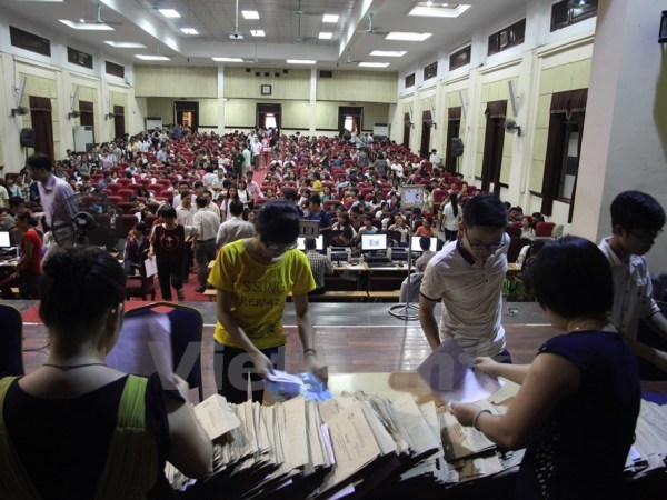 Lãnh đạo các trường đại học "hiến kế" gì để gỡ rối xét tuyển sinh