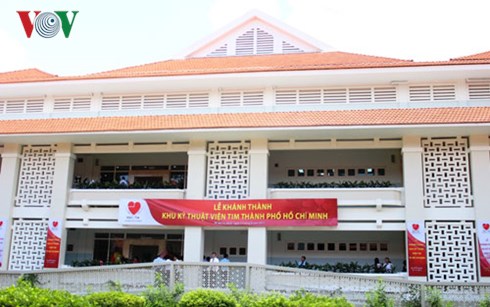 Chủ tịch nước dự Lễ khánh thành Khu kỹ thuật Viện Tim TP.HCM