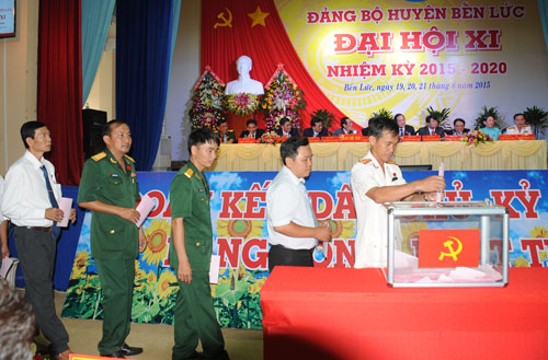 Long An Cơ bản hoàn thành Đại hội cấp trên cơ sở