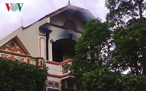 Thanh Hóa: Thắp hương ngày Rằm tháng 7, một nhà bị cháy