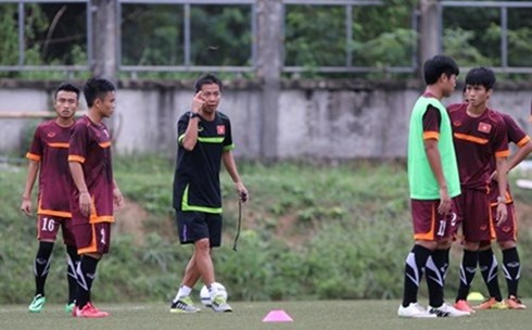 Từ thất bại của U19 Việt Nam: Đừng mơ đánh bại người Thái