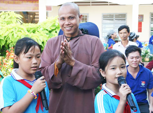 Sống tốt đời, đẹp đạo