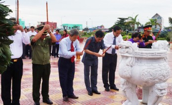 Khánh thành không gian trưng bày tại công viên tượng đài Long An" Trung dũng, kiên cường, toàn dân đánh giặc”