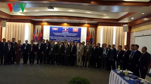 Hội nghị Ủy ban Quốc phòng-An ninh Quốc hội Việt-Lào-Campuchia