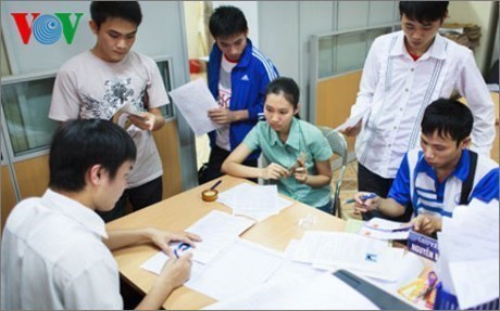Sinh viên ra trường thất nghiệp, quá lãng phí nguồn nhân lực!