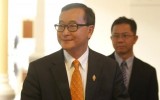 Đối mặt với lệnh bắt giữ, Chủ tịch Đảng đối lập Campuchia hoãn về nước