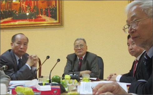 Đại học Kinh doanh & Công nghệ mở ngành Y, dược: Mỗi nơi nói một kiểu