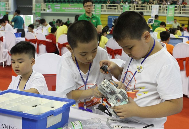Việt Nam đoạt nhiều giải cao tại Ngày hội Robothon quốc tế
