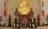 Thường trực Ban Bí thư Lê Hồng Anh hội kiến Phó Chủ tịch nước Lào