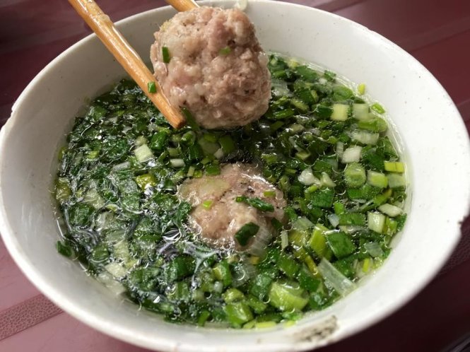 Đầu đông lên Đà Lạt thưởng thức bánh căn nóng hổi