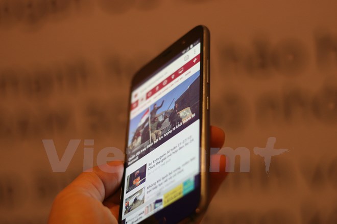 FPT đưa smartphone đầu tiên của ZUK về thị trường Việt Nam