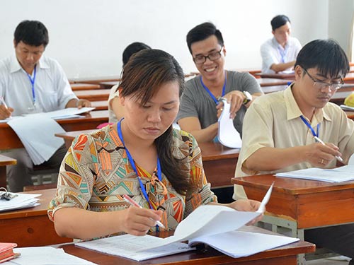 Có nên tổ chức 2 cụm thi tại mỗi tỉnh?