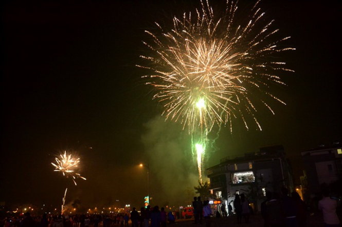 Chào Bính Thân 2016, dân Việt ngập tràn yêu thương và hy vọng
