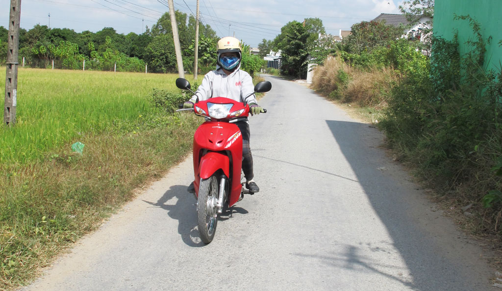 Phụ nữ tham gia xây dựng nông thôn mới