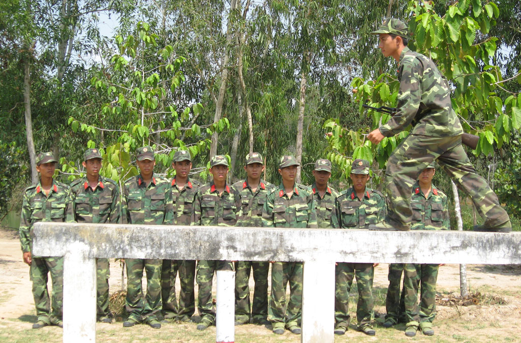 Biên giới vào mùa luyện quân