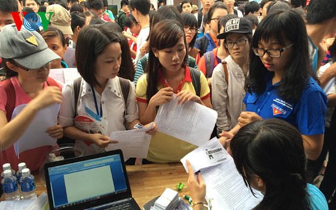 90% học sinh muốn học đại học, cao đẳng để rồi... thất nghiệp