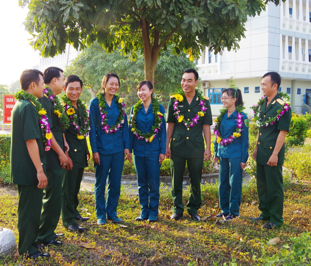 Tô thắm thêm hình ảnh Bộ đội Cụ Hồ
