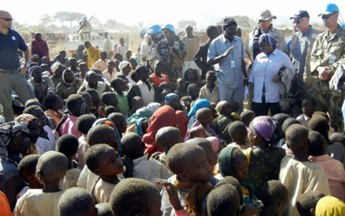 Chiến sự ở Sudan khiến hơn 100.000 người rời bỏ nhà cửa