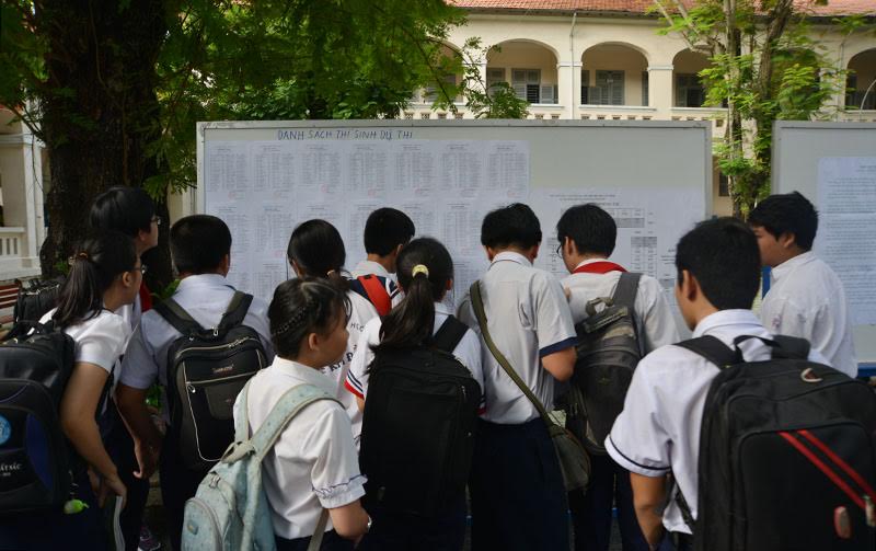Dạy thêm, dạy chính và một nền giáo dục nhân bản