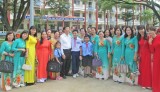 Nguyên Chủ tịch nước - Trương Tấn Sang bất ngờ ghé thăm 
Trường THCS Hậu Nghĩa