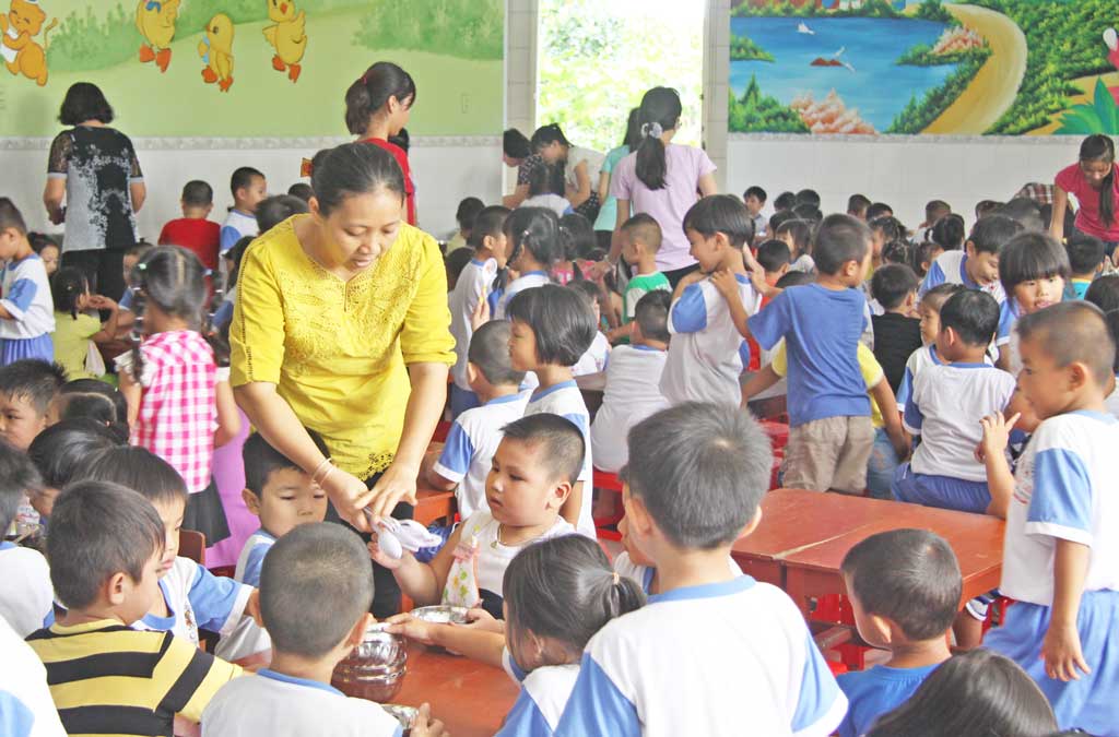 Trường mầm non chịu nhiều áp lực trước nhu cầu gửi trẻ