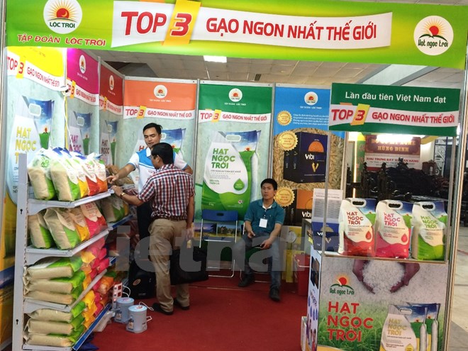 Chọn giống lúa thương hiệu quốc gia để tìm ra gạo Việt ngon