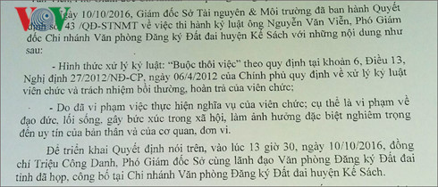 Phó Giám đốc lộ clip sex chính thức bị buộc thôi việc