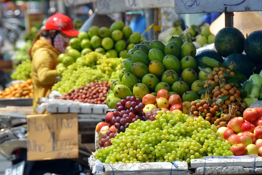 Trái cây ngoại áp đảo thị trường