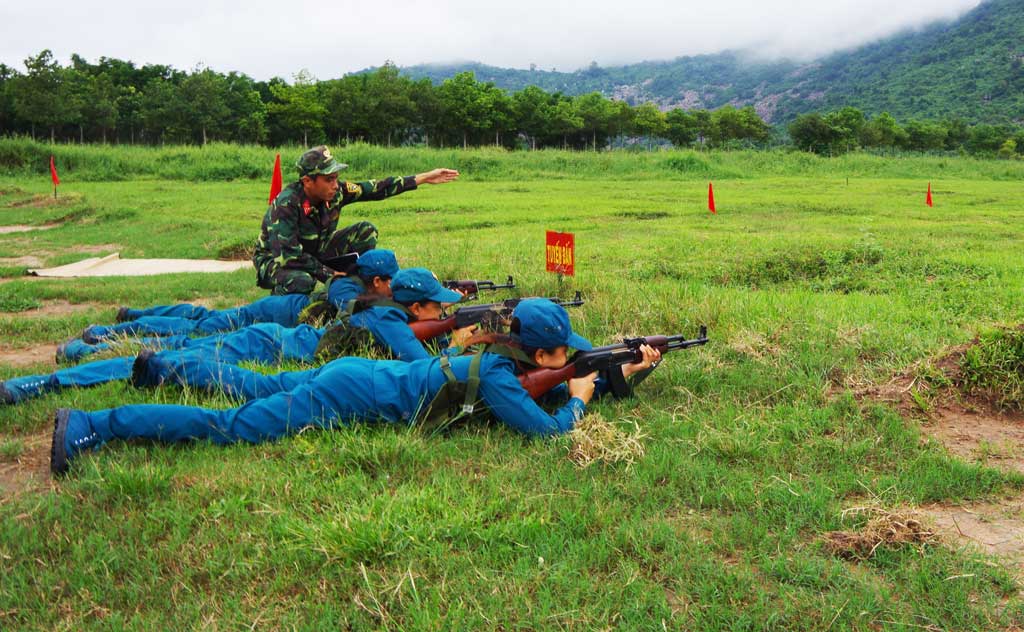 “Bóng hồng” bắn giỏi