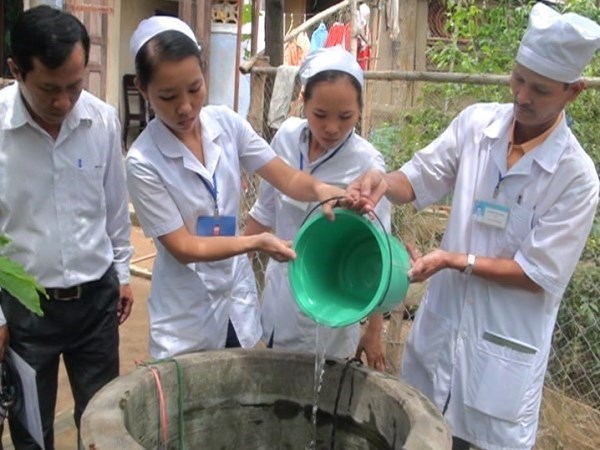 Bộ Y tế khuyến cáo trong việc tổ chức bữa ăn mùa bão, lũ