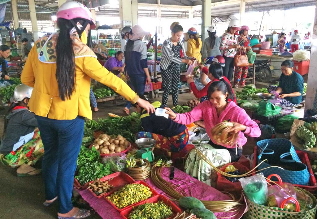 Tân Hưng: Nhộn nhịp chợ cá đồng mùa lũ