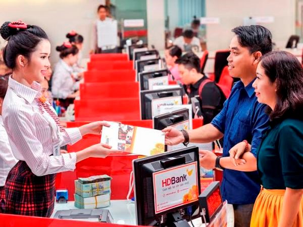 Áp dụng ngân hàng số: Động lực từ tư duy đổi mới của khách hàng