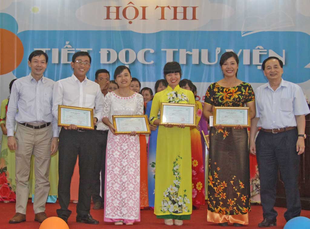 20 giải được trao tại Hội thi Giáo viên dạy giỏi tiết đọc thư viện khu vực phía Nam